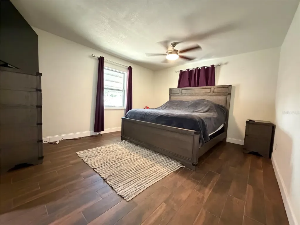 626 74th Street N St Petersburg FL 33710