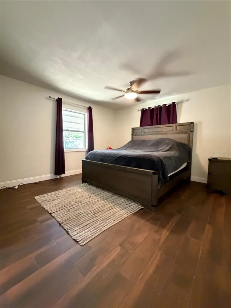 626 74th Street N St Petersburg FL 33710