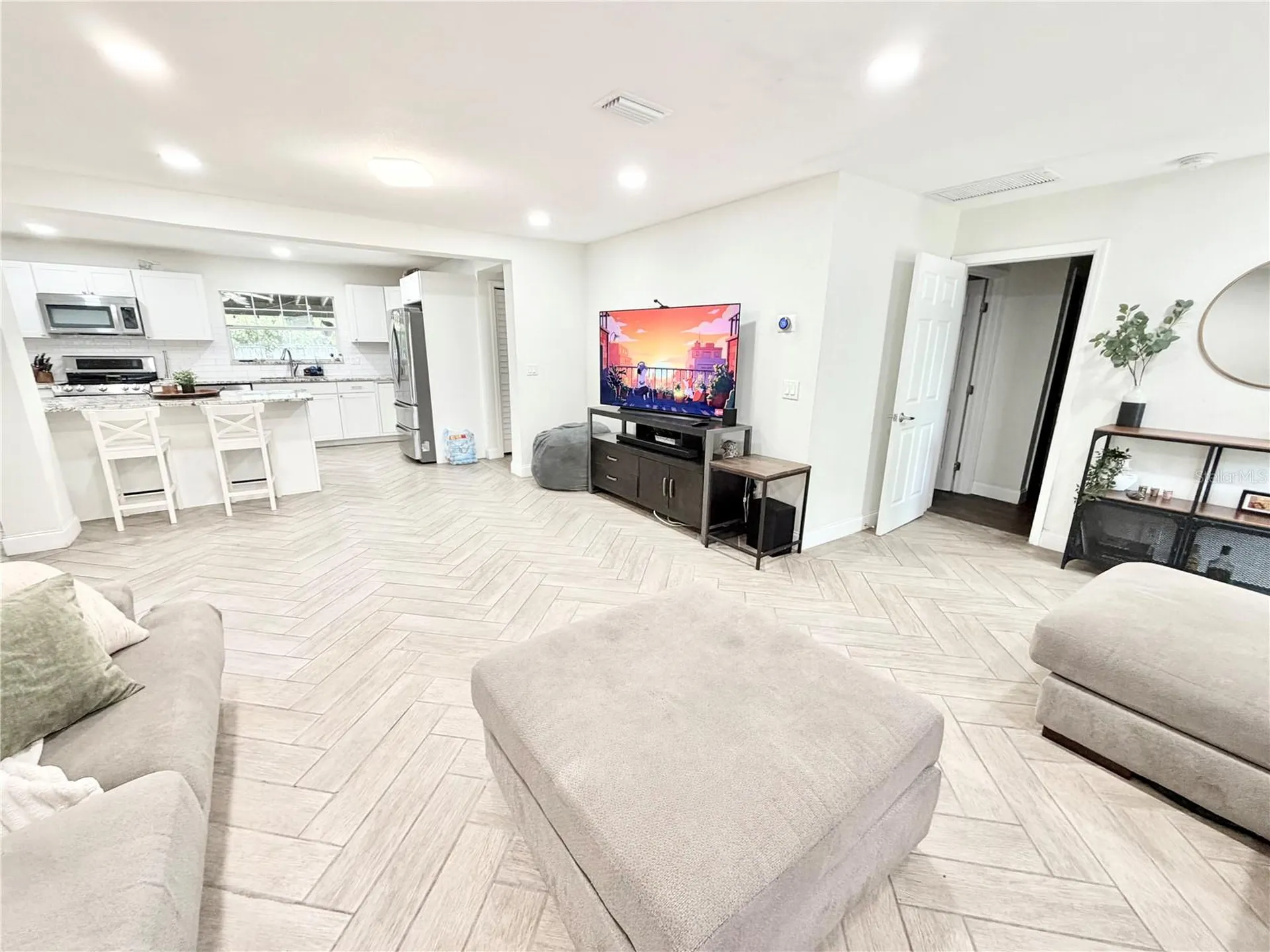 626 74th Street N St Petersburg FL 33710