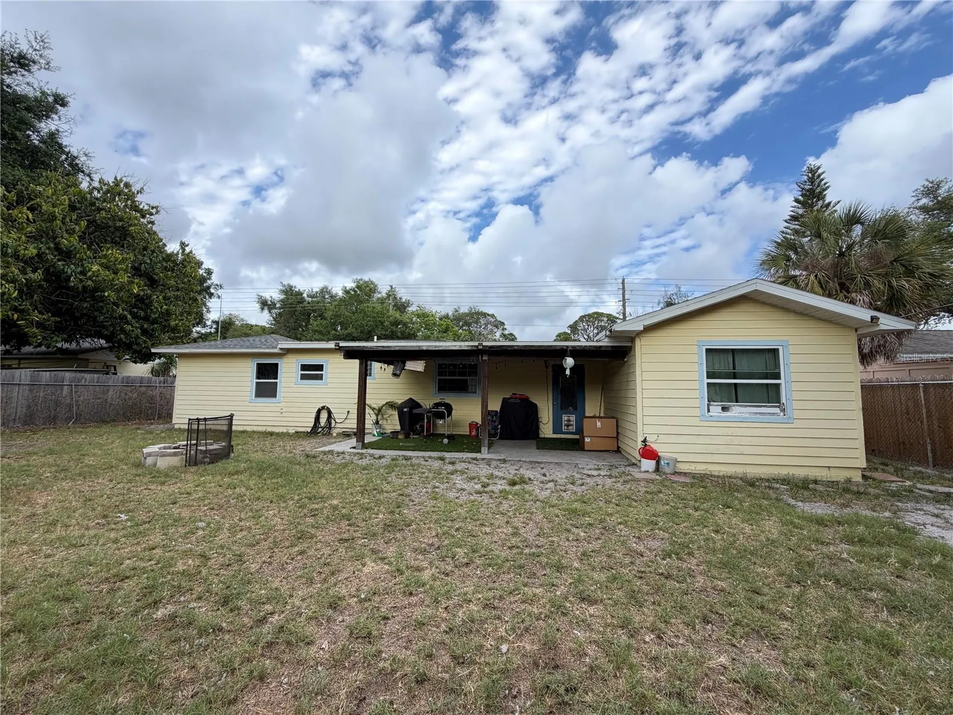 626 74th Street N St Petersburg FL 33710
