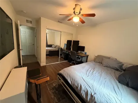 626 74th Street N St Petersburg FL 33710