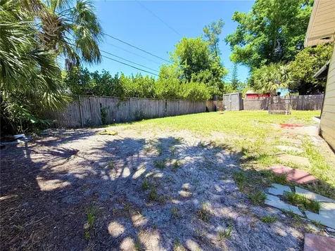 626 74th Street N St Petersburg FL 33710