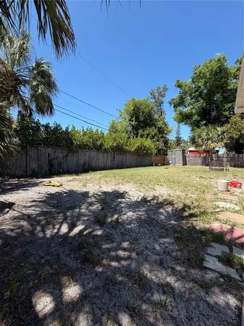 626 74th Street N St Petersburg FL 33710