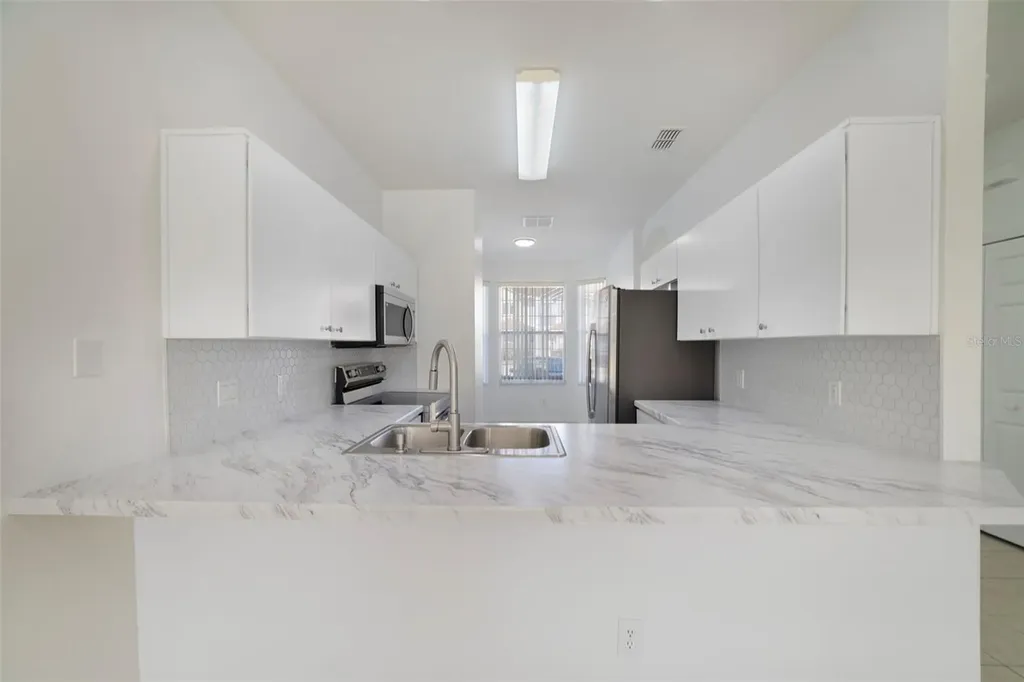 1286 South Beach Circle Kissimmee FL 34746