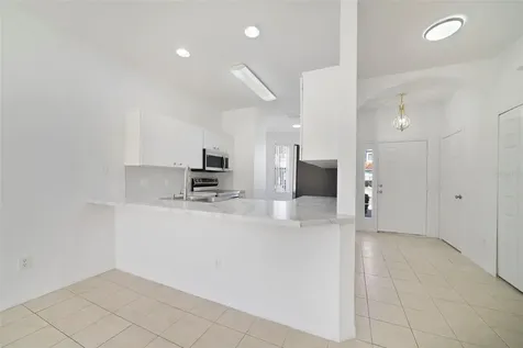 1286 South Beach Circle Kissimmee FL 34746