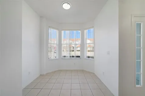1286 South Beach Circle Kissimmee FL 34746