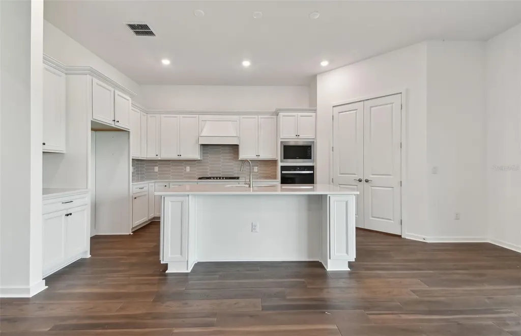 17056 Canary Trail Parrish FL 34219