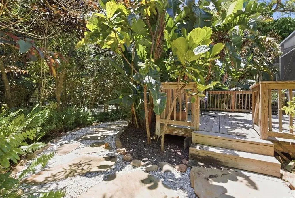 2716 Country Woods Lane Palm Harbor FL 34683