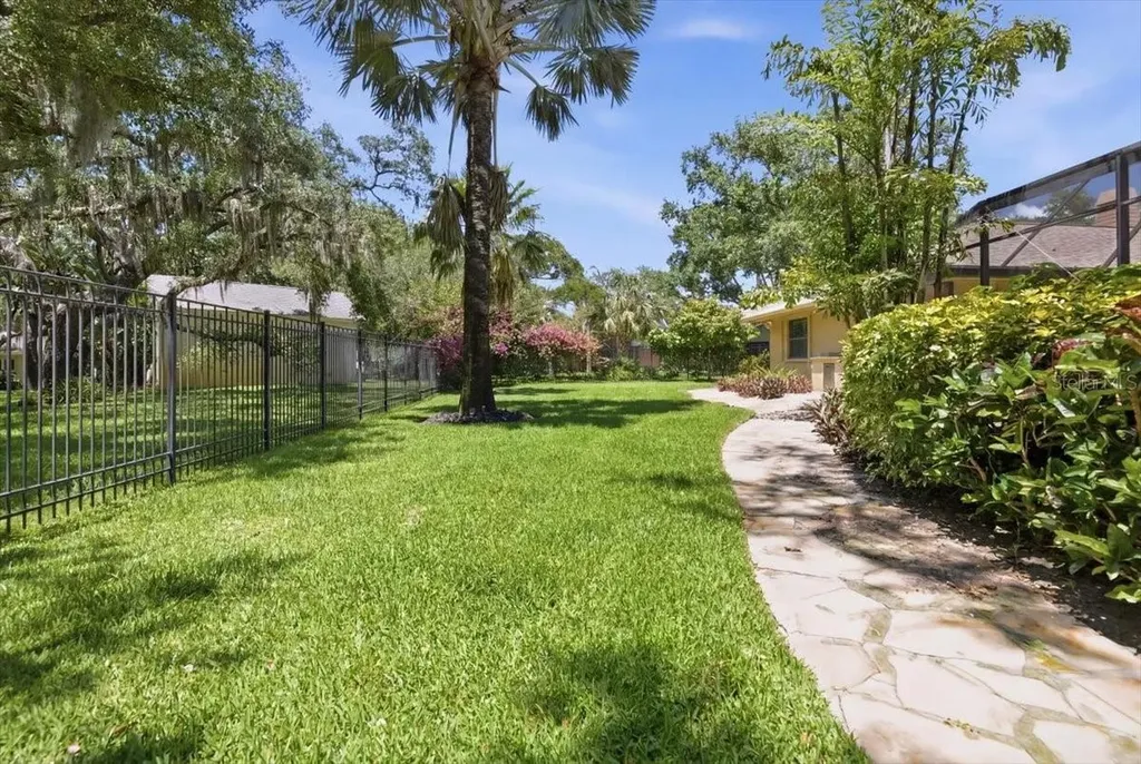 2716 Country Woods Lane Palm Harbor FL 34683