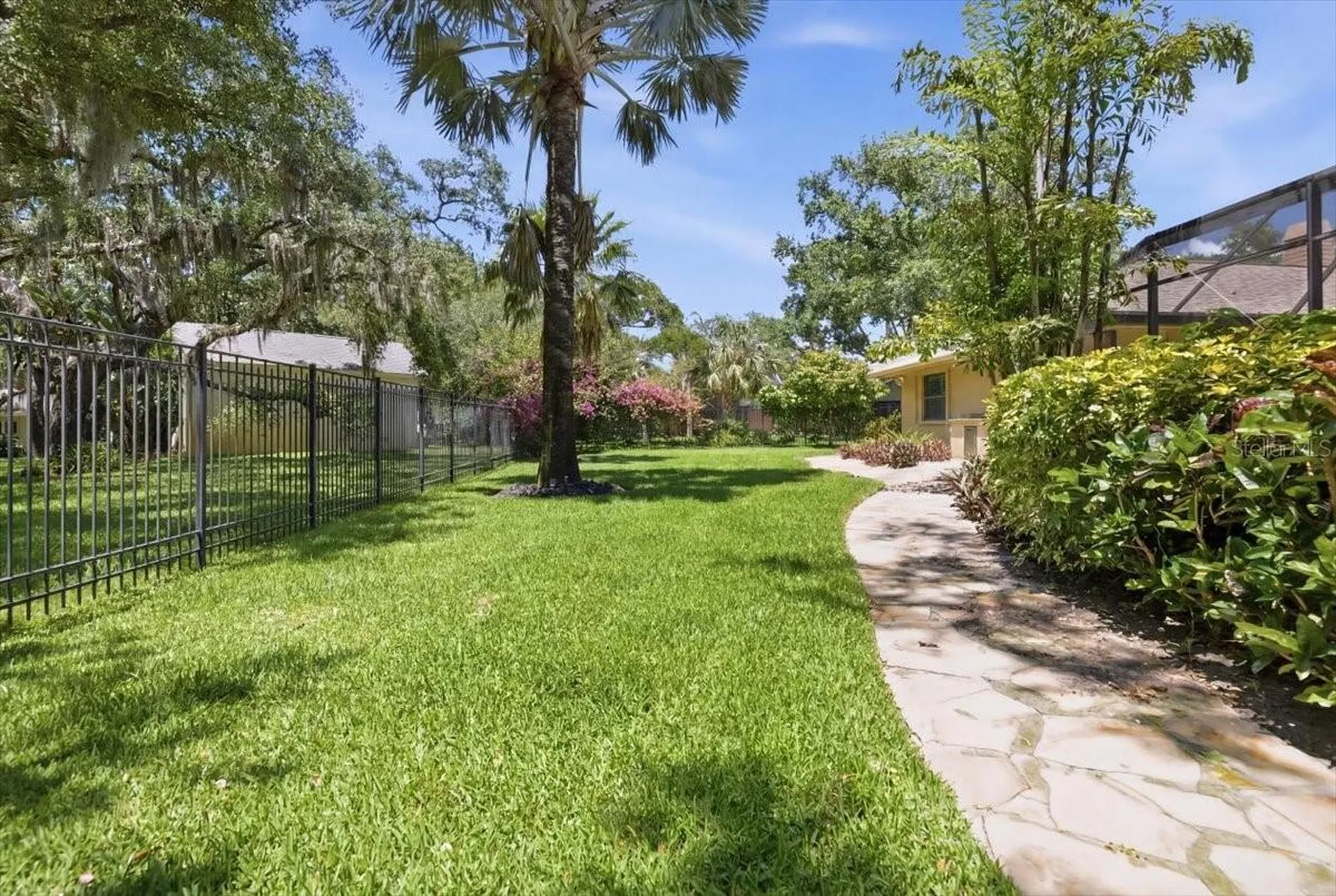 2716 Country Woods Lane Palm Harbor FL 34683