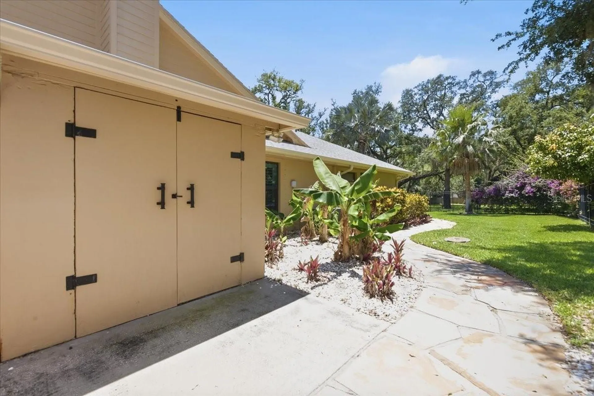 2716 Country Woods Lane Palm Harbor FL 34683