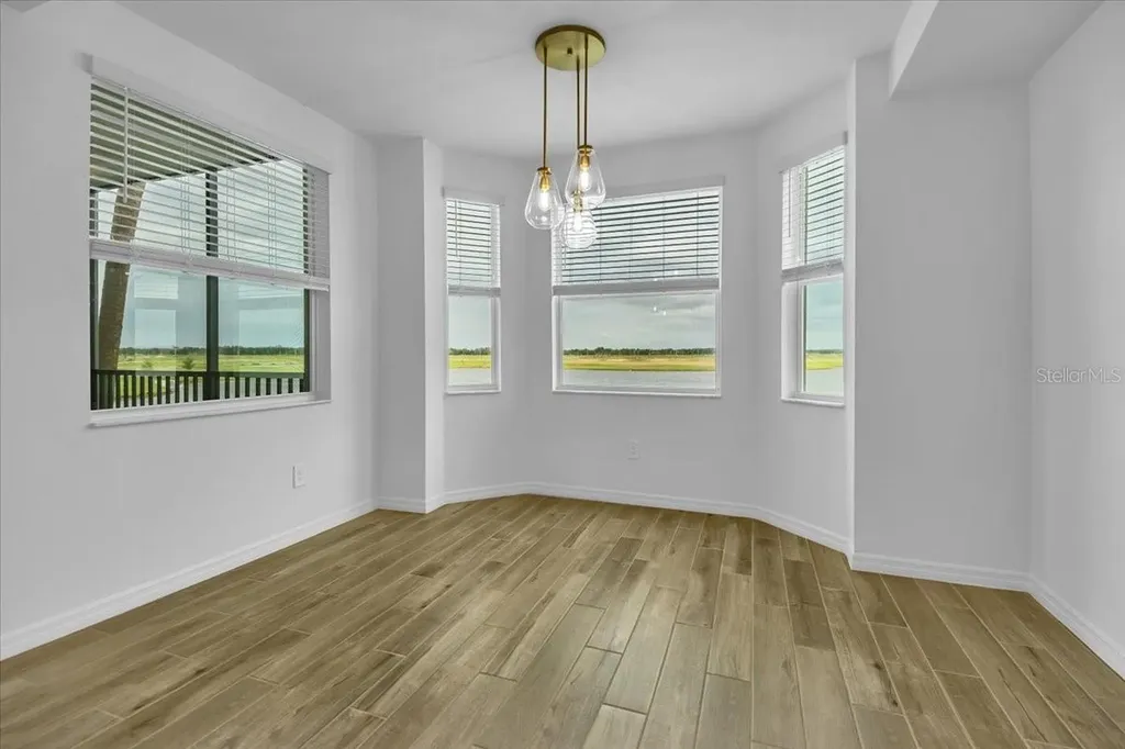 19116 Scallop Loop Bradenton FL 34211