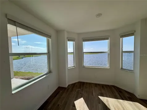 19116 Scallop Loop Bradenton FL 34211