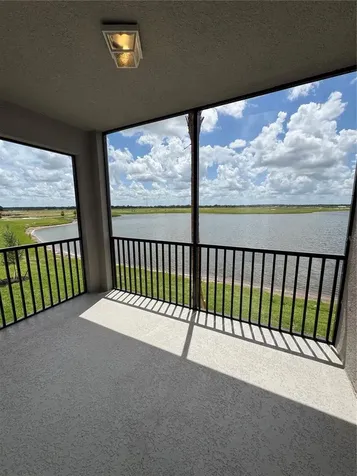 19116 Scallop Loop Bradenton FL 34211