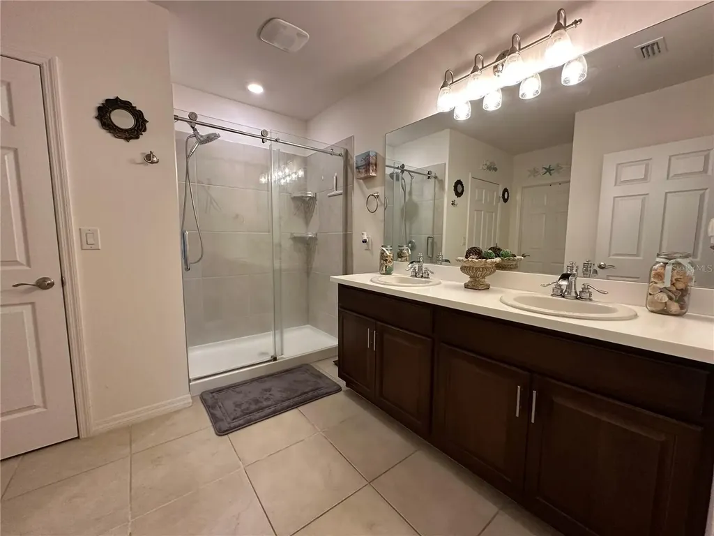 1708 NW 29th Terrace Cape Coral FL 33993