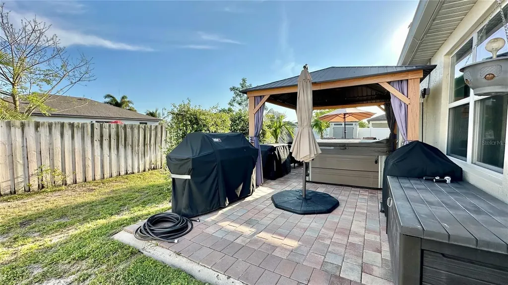 1708 NW 29th Terrace Cape Coral FL 33993