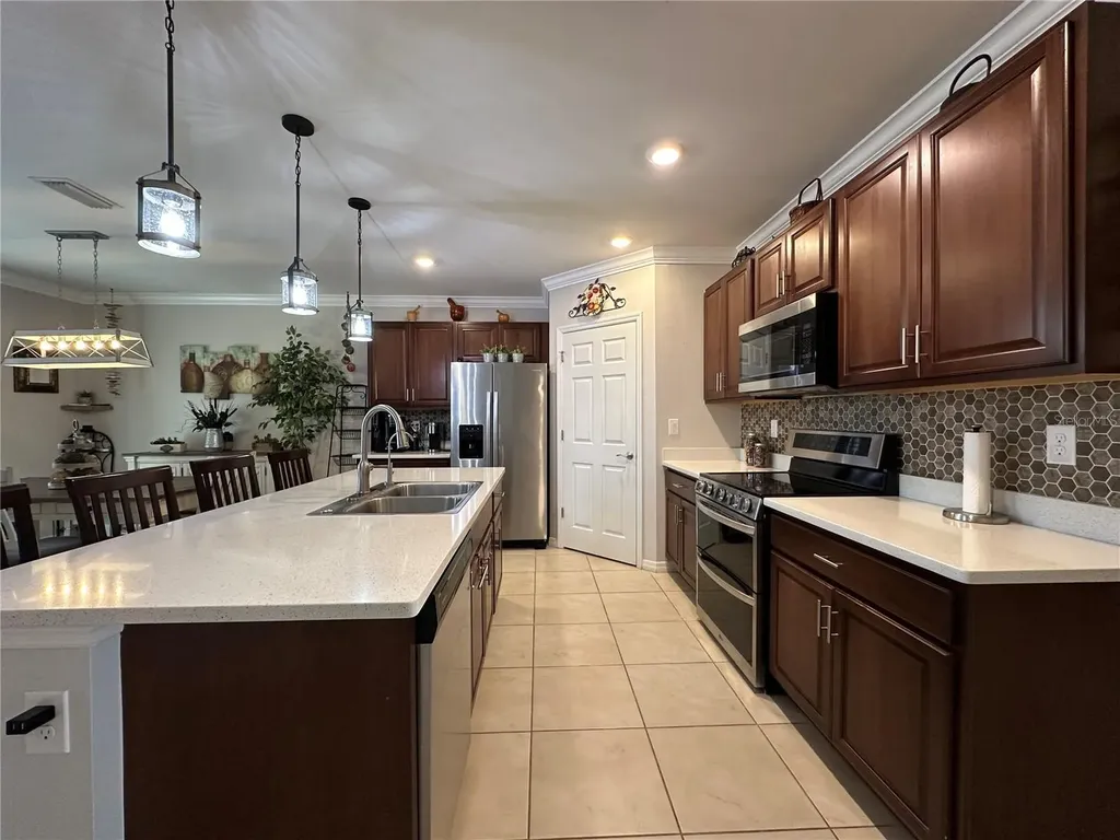 1708 NW 29th Terrace Cape Coral FL 33993