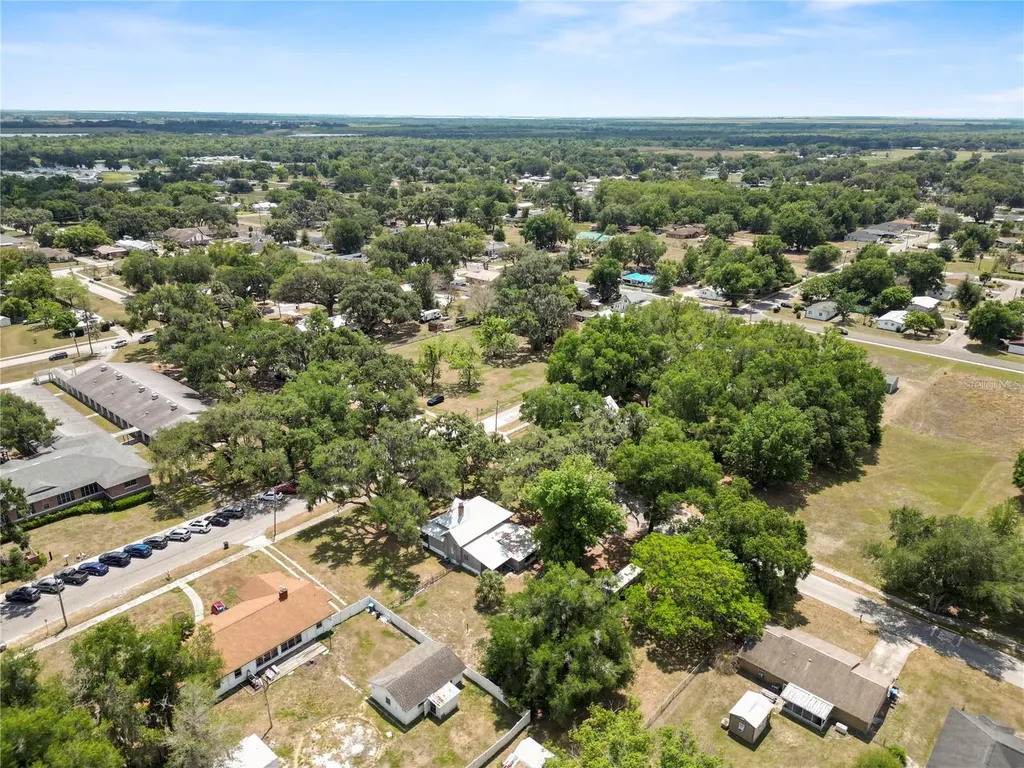 128 S Oak Avenue Fort Meade FL 33841