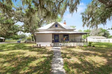 128 S Oak Avenue Fort Meade FL 33841