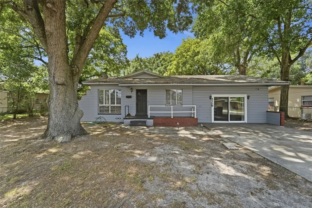 5308 Golf Club Parkway Orlando FL 32808