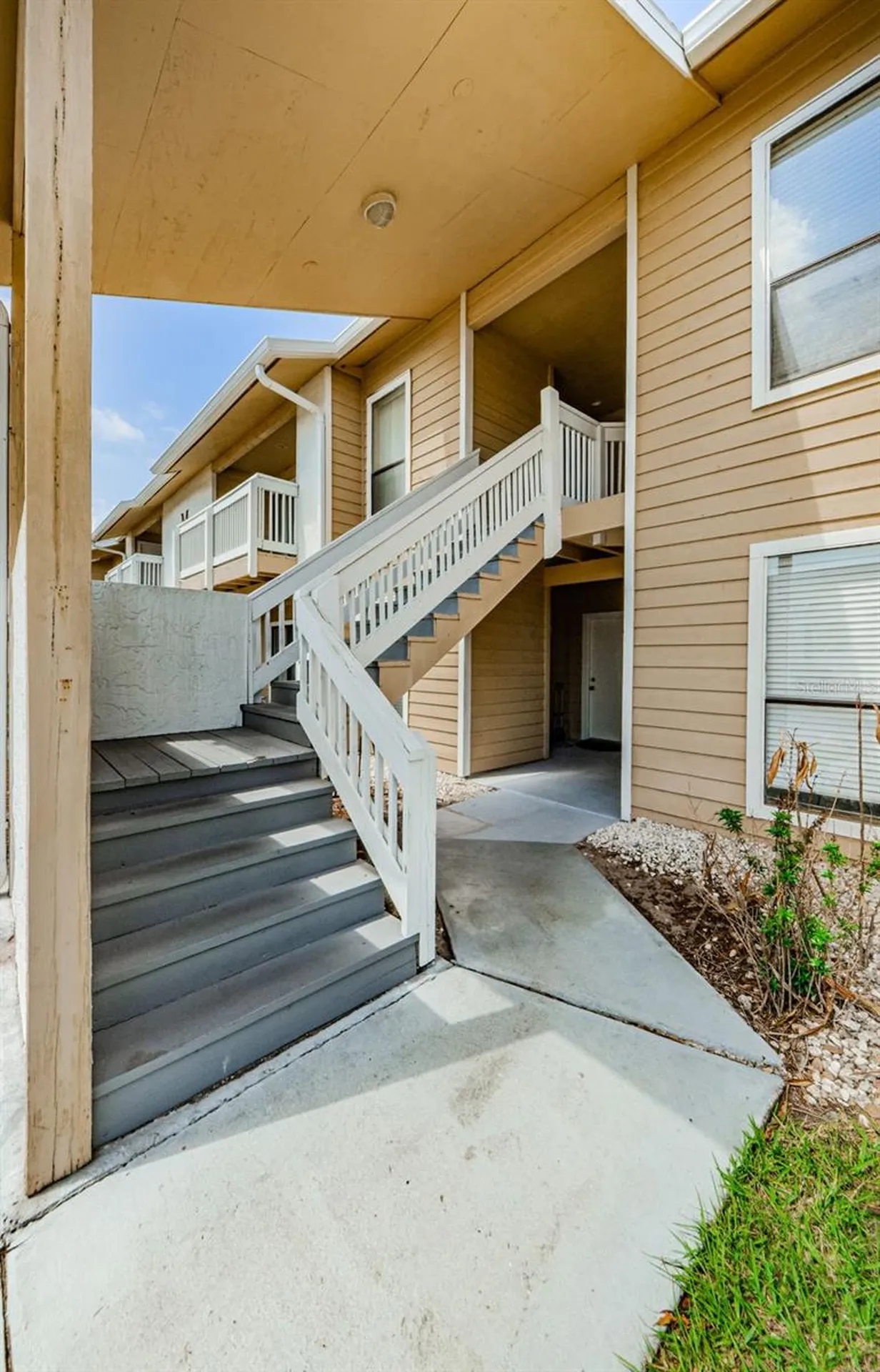 455 Alt 19 S Palm Harbor FL 34683