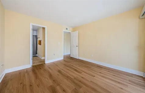 455 Alt 19 S Palm Harbor FL 34683