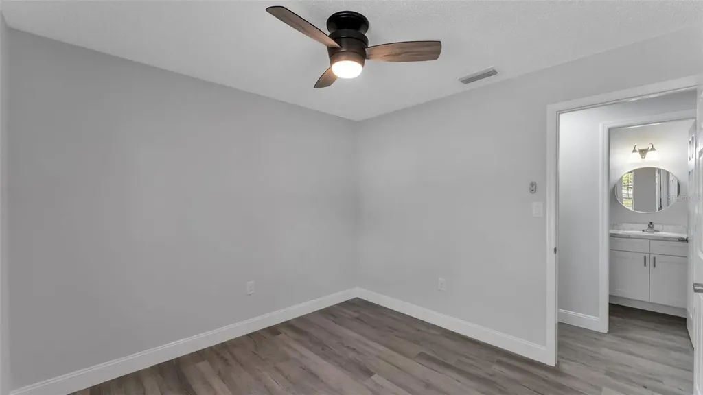 201 E Pine Street Davenport FL 33837