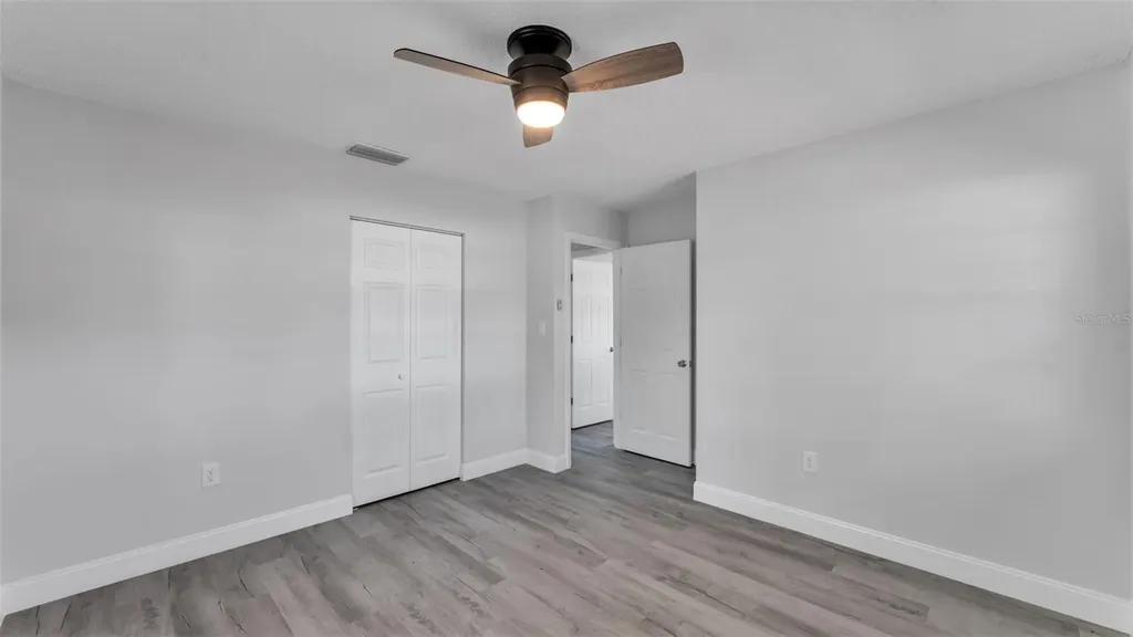 201 E Pine Street Davenport FL 33837