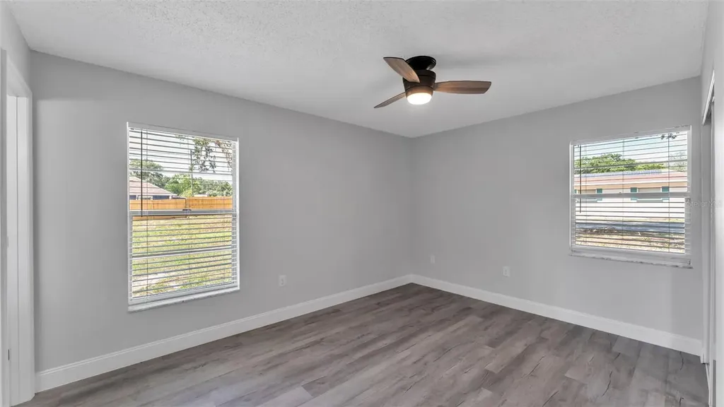 201 E Pine Street Davenport FL 33837