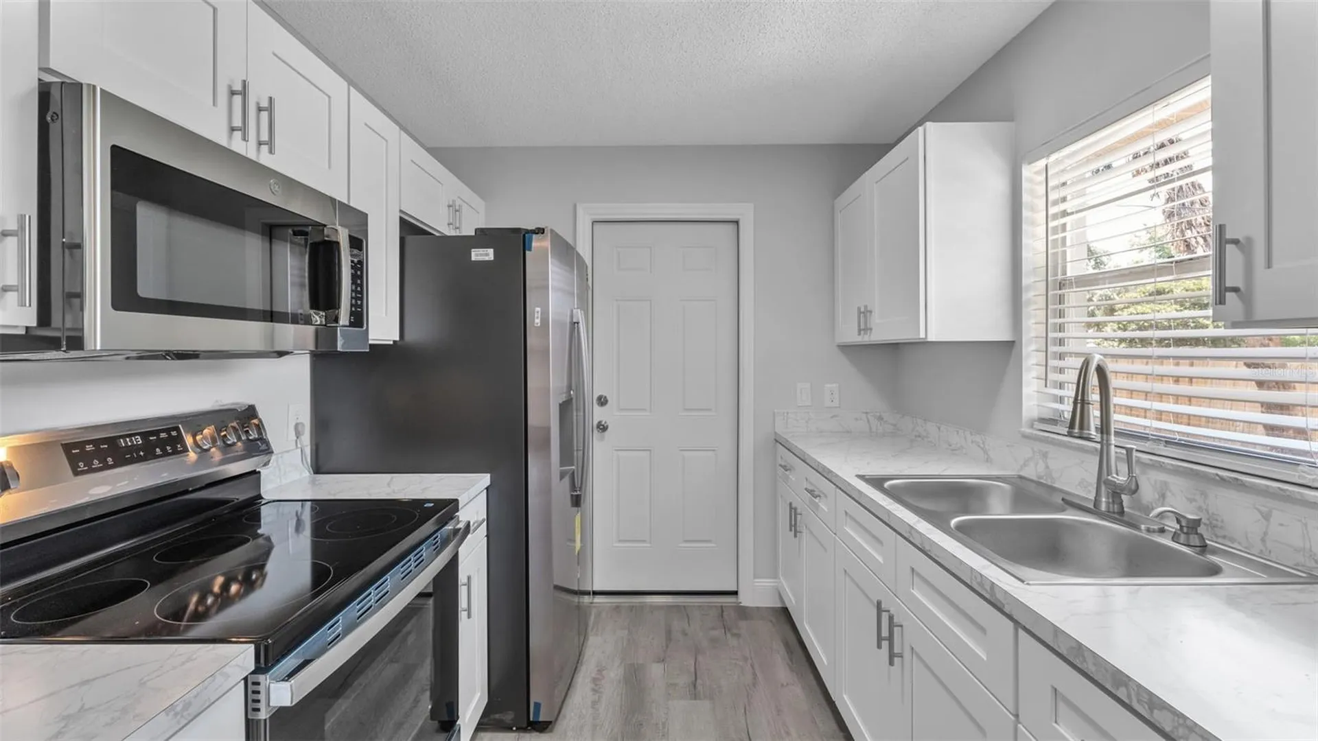 201 E Pine Street Davenport FL 33837