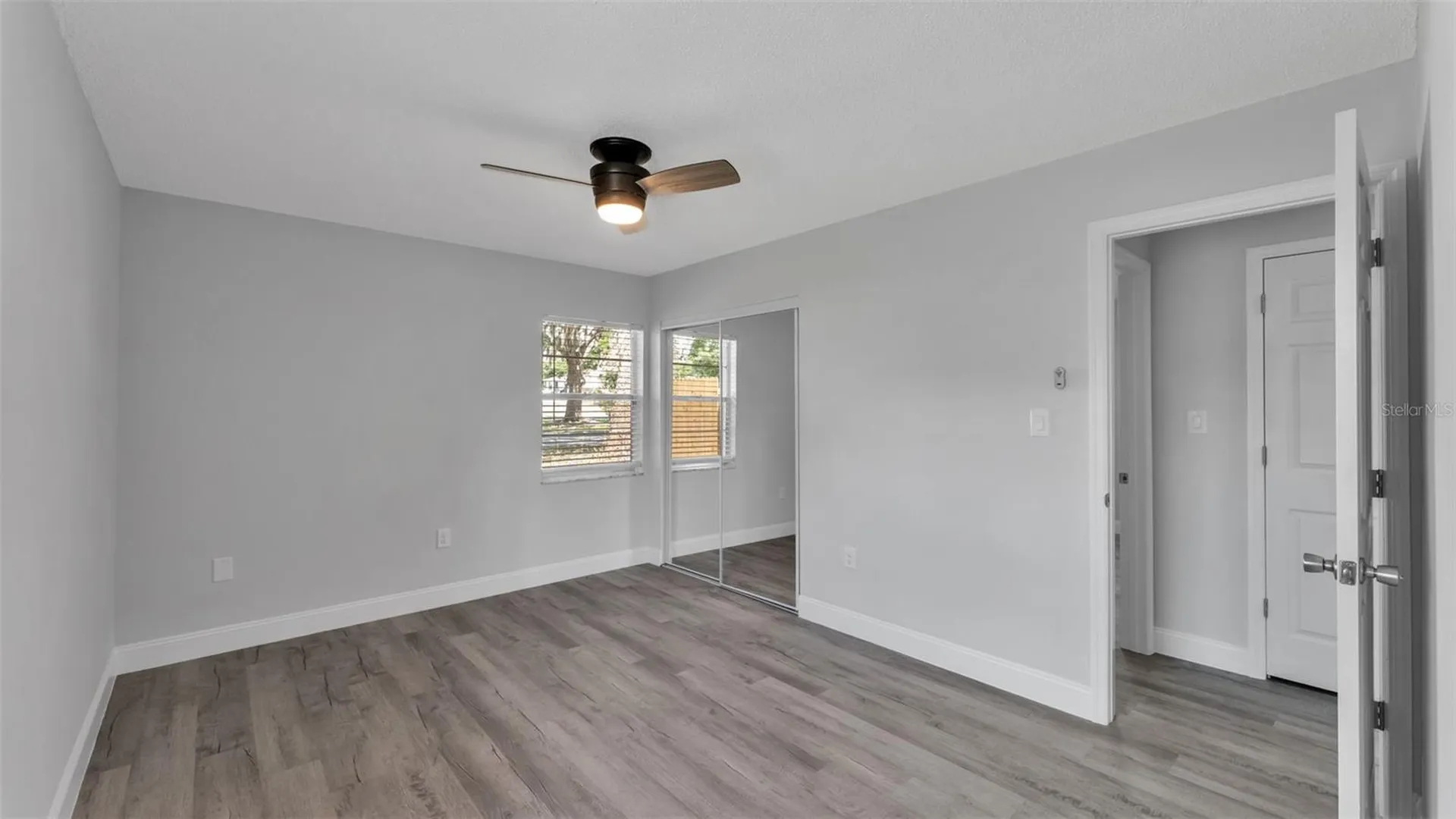 201 E Pine Street Davenport FL 33837