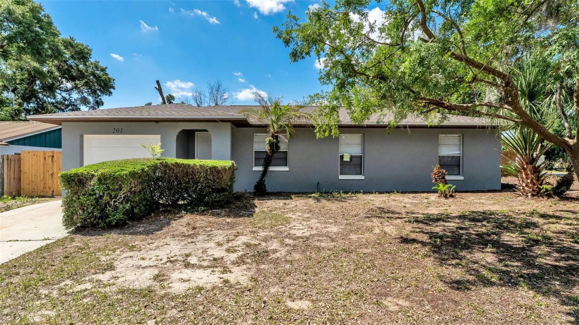 201 E Pine Street Davenport FL 33837