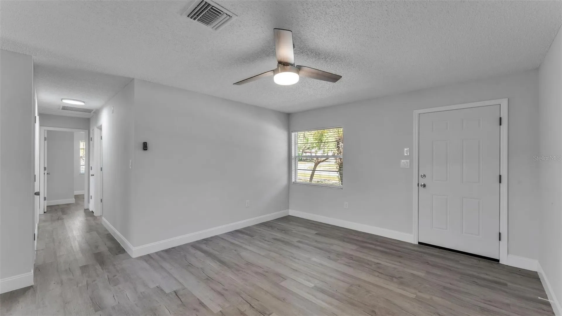 201 E Pine Street Davenport FL 33837