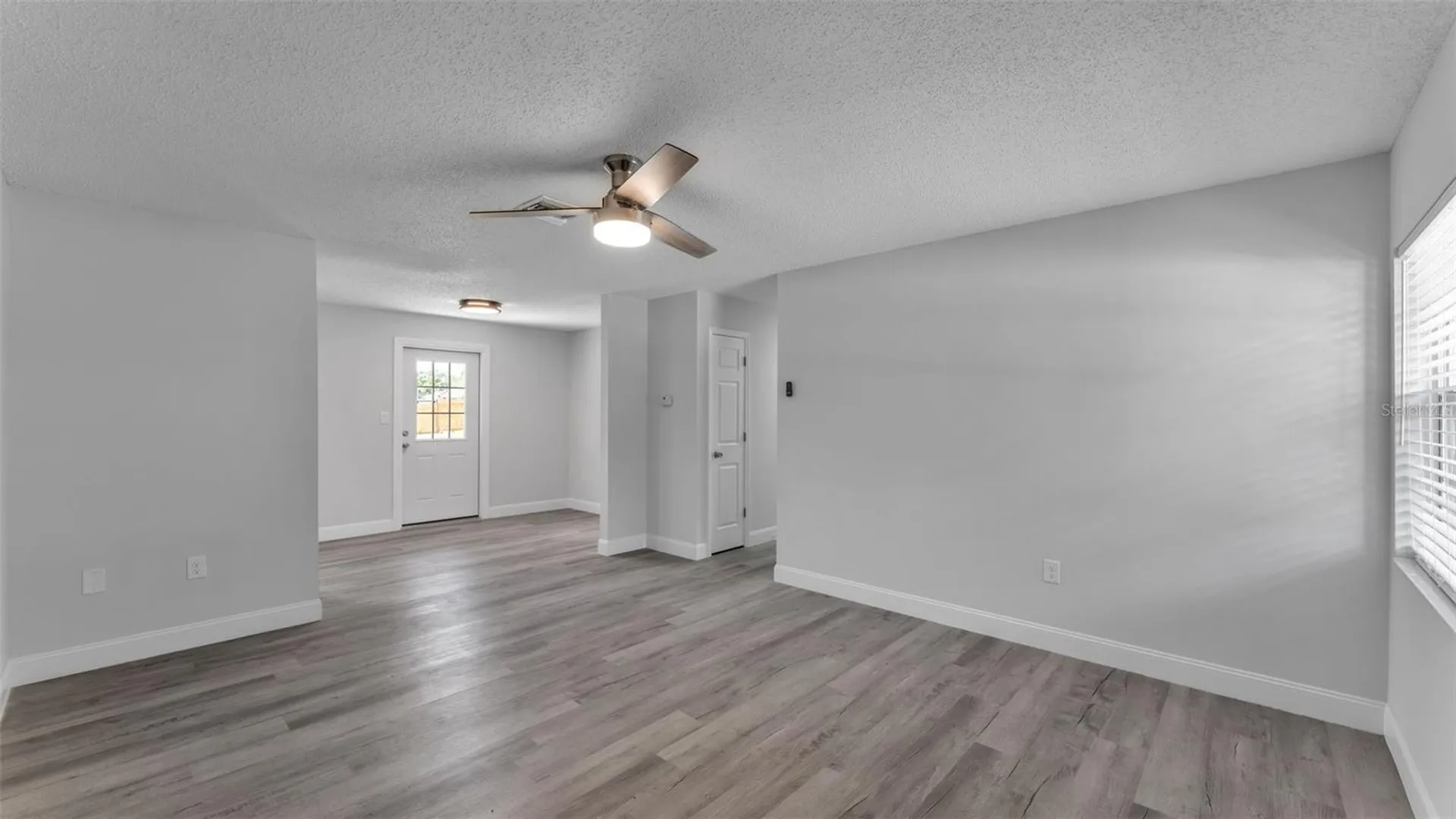 201 E Pine Street Davenport FL 33837