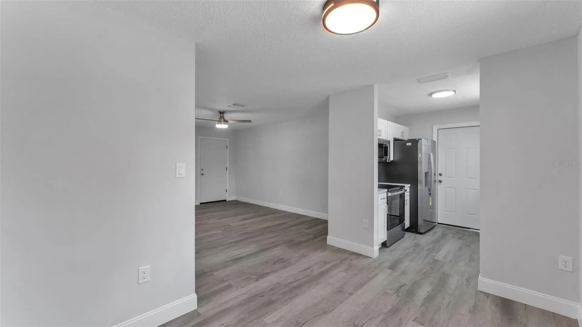201 E Pine Street Davenport FL 33837