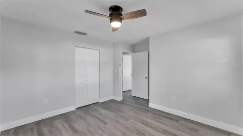 201 E Pine Street Davenport FL 33837