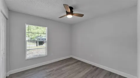 201 E Pine Street Davenport FL 33837
