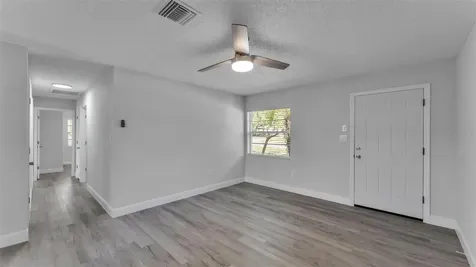 201 E Pine Street Davenport FL 33837