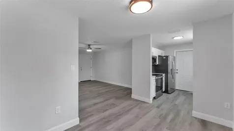 201 E Pine Street Davenport FL 33837