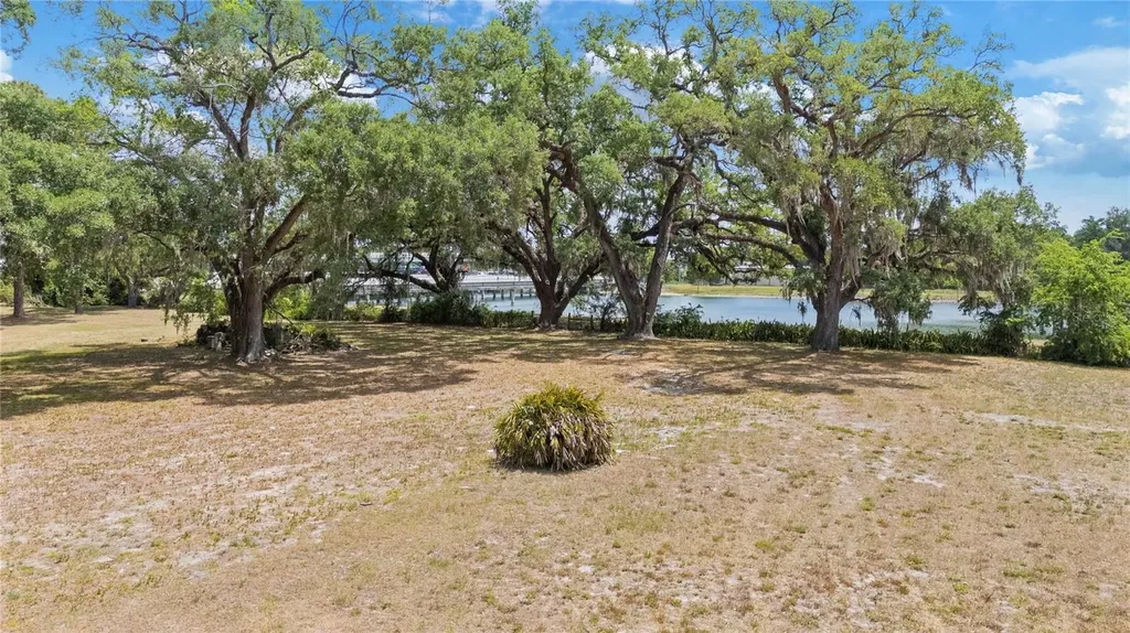 5013 Garden Lane Tampa FL 33610