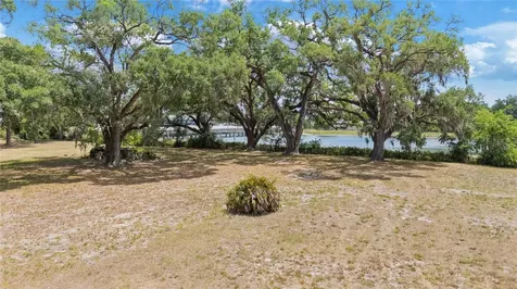 5013 Garden Lane Tampa FL 33610