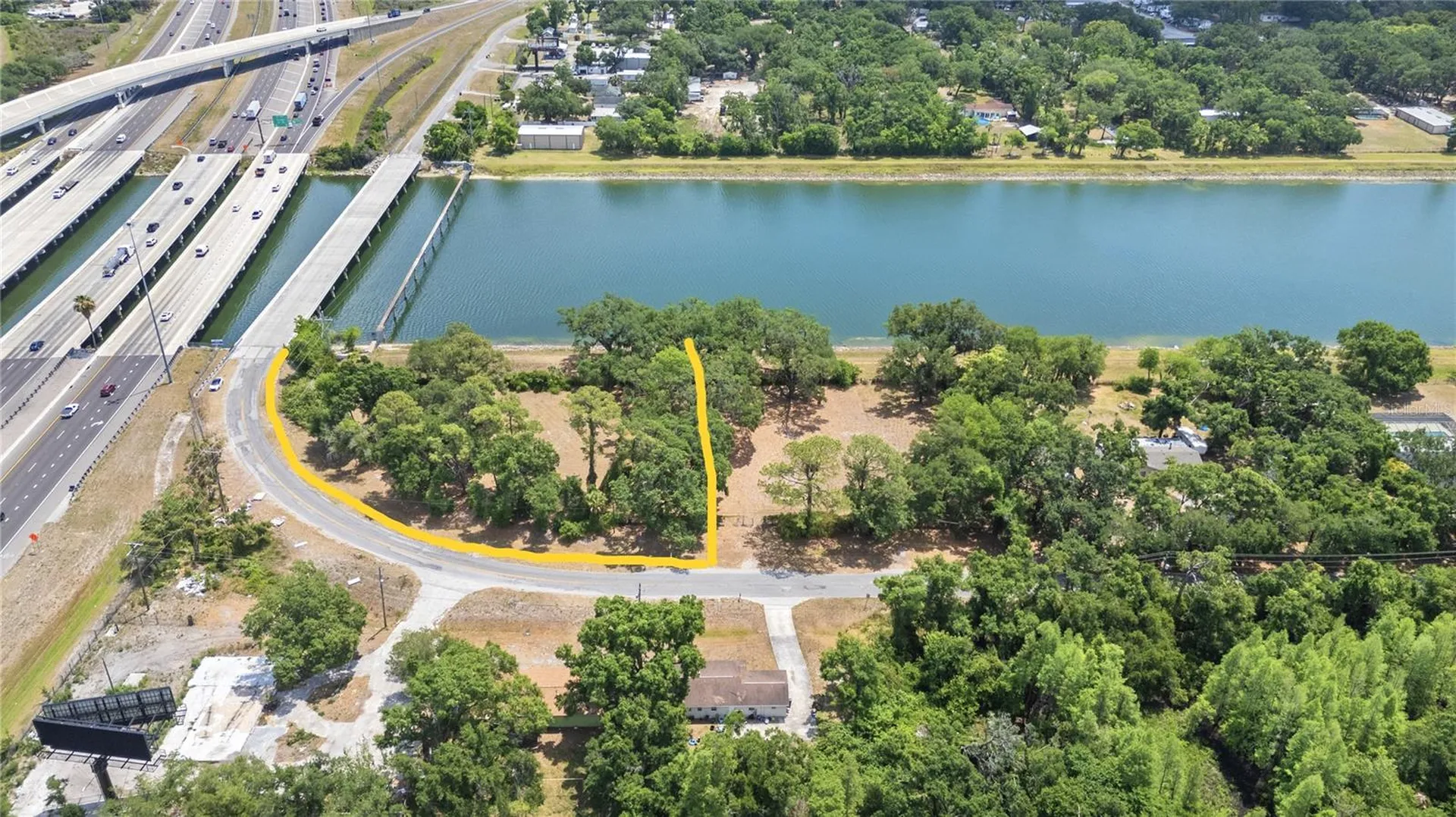 5015 Garden Lane Tampa FL 33610