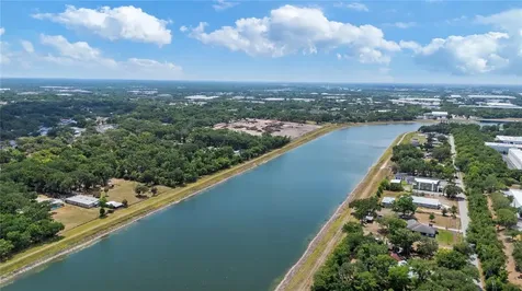 5015 Garden Lane Tampa FL 33610
