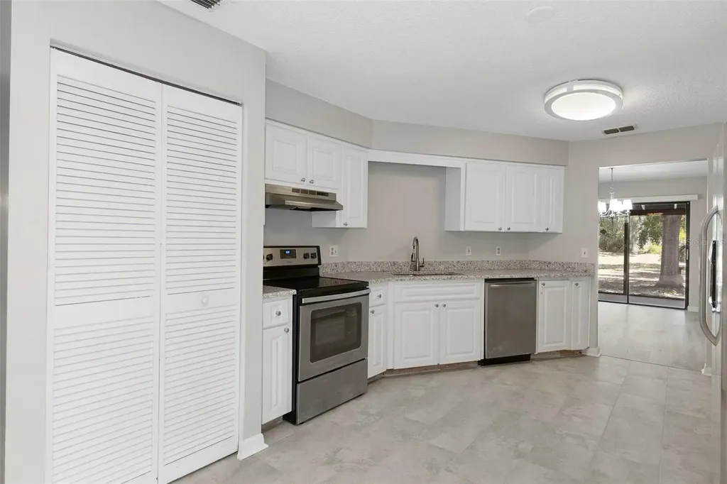 11315 N Ola Avenue Tampa FL 33612