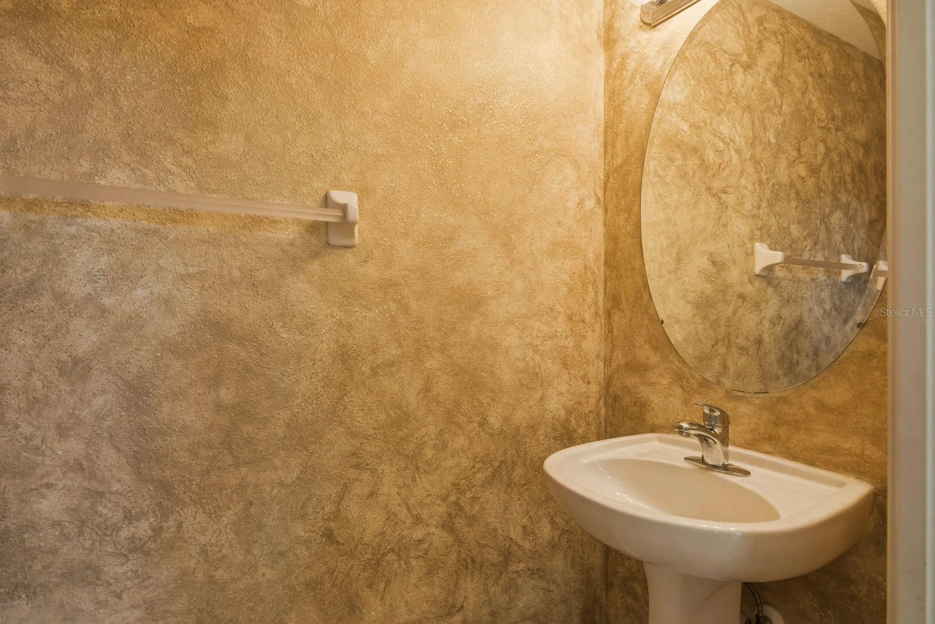 1405 Ridge Terrace Tarpon Springs FL 34689