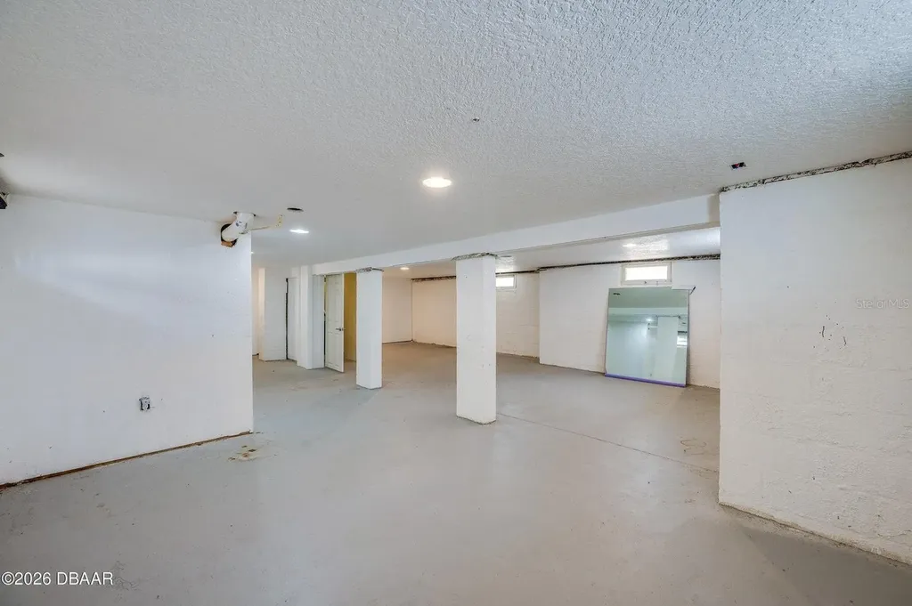 243 N Peninsula Drive Daytona Beach FL 32118