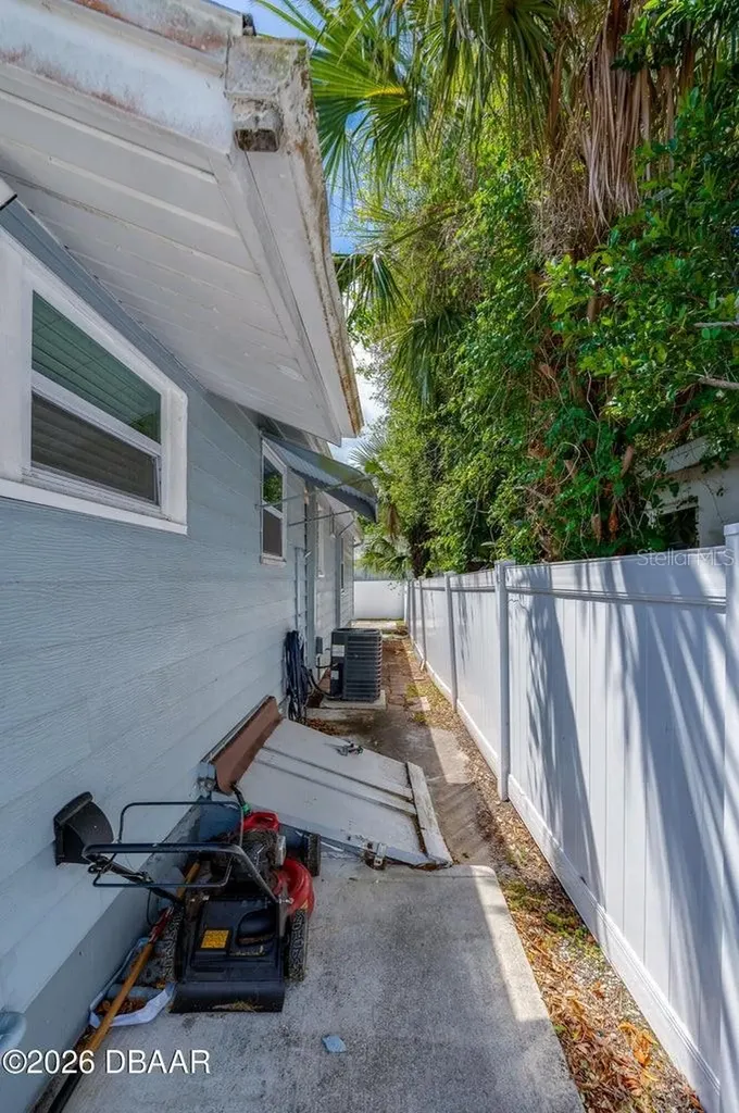 243 N Peninsula Drive Daytona Beach FL 32118