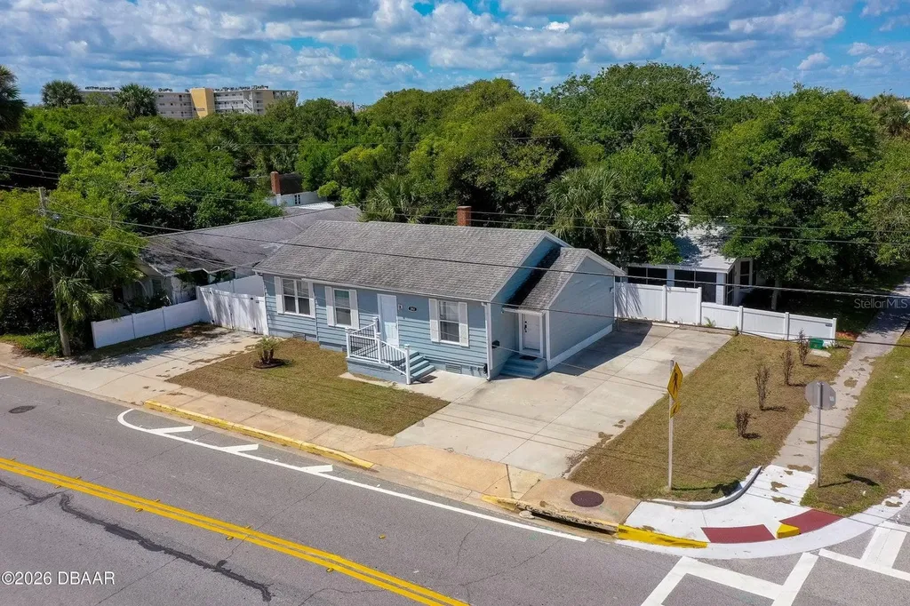 243 N Peninsula Drive Daytona Beach FL 32118