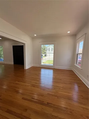 3610 W San Juan Street Tampa FL 33629