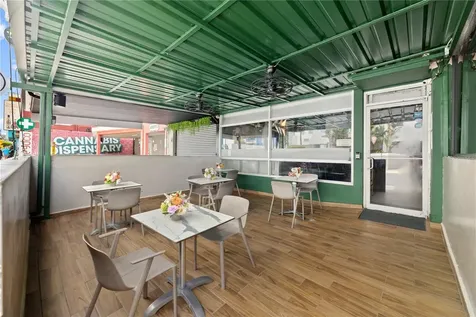 5916 Avenida Isla Verde Carolina PR 00979